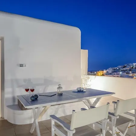 Cycladic Breeze * Naxos City